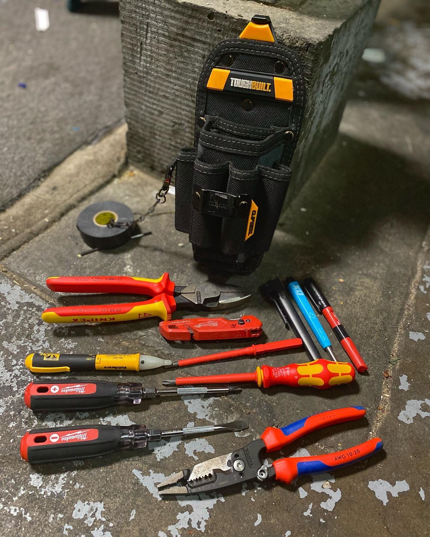 Toughbuilt Technician Pouch Large TB-CT-36-L6