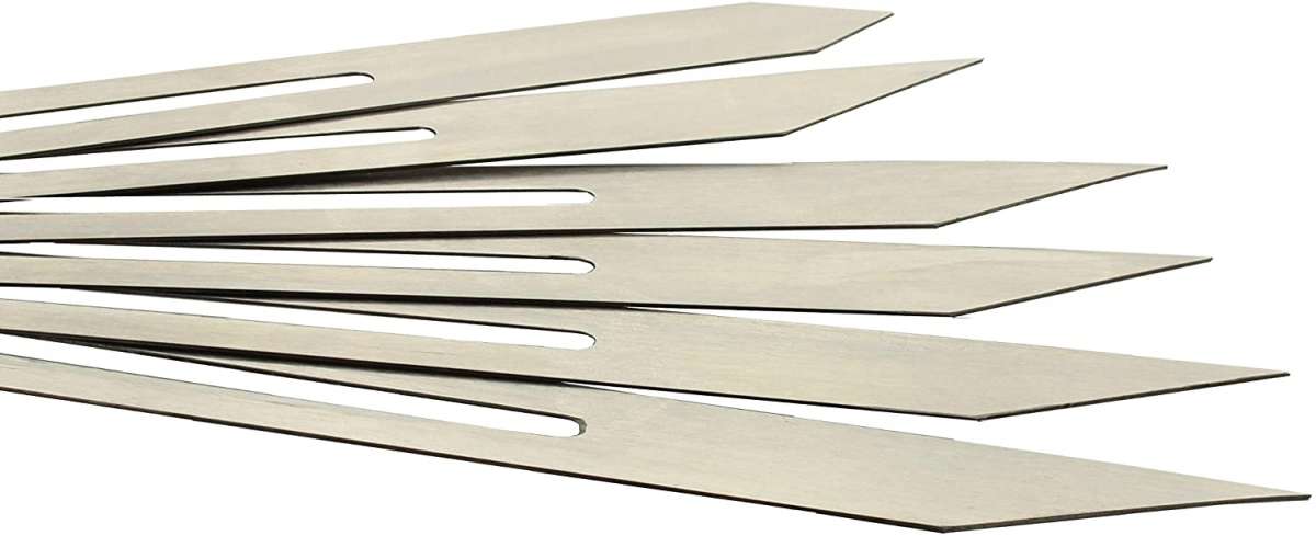 Trappstegsmall av härdat
fjäderstål