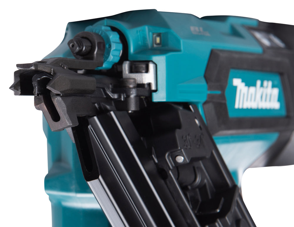 Makita Spikpistol LXT 50-90mm 34 grader- DBN900ZK 18V Naken