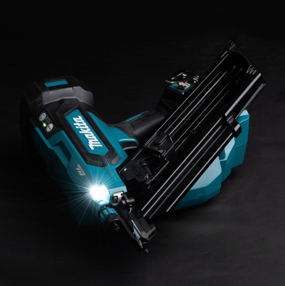 Makita Spikpistol LXT 50-90mm 34 grader- DBN900ZK 18V Naken