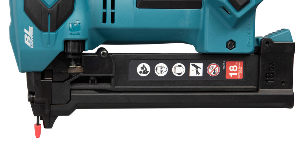 Makita Klammerpistol LXT - DST630ZJ 18V Naken
