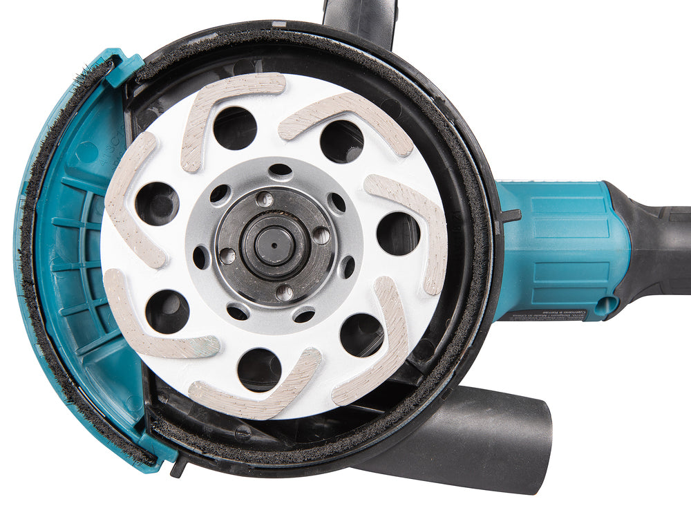 Makita Betongslipmaskin DGA512ZU 18V med tillbehör