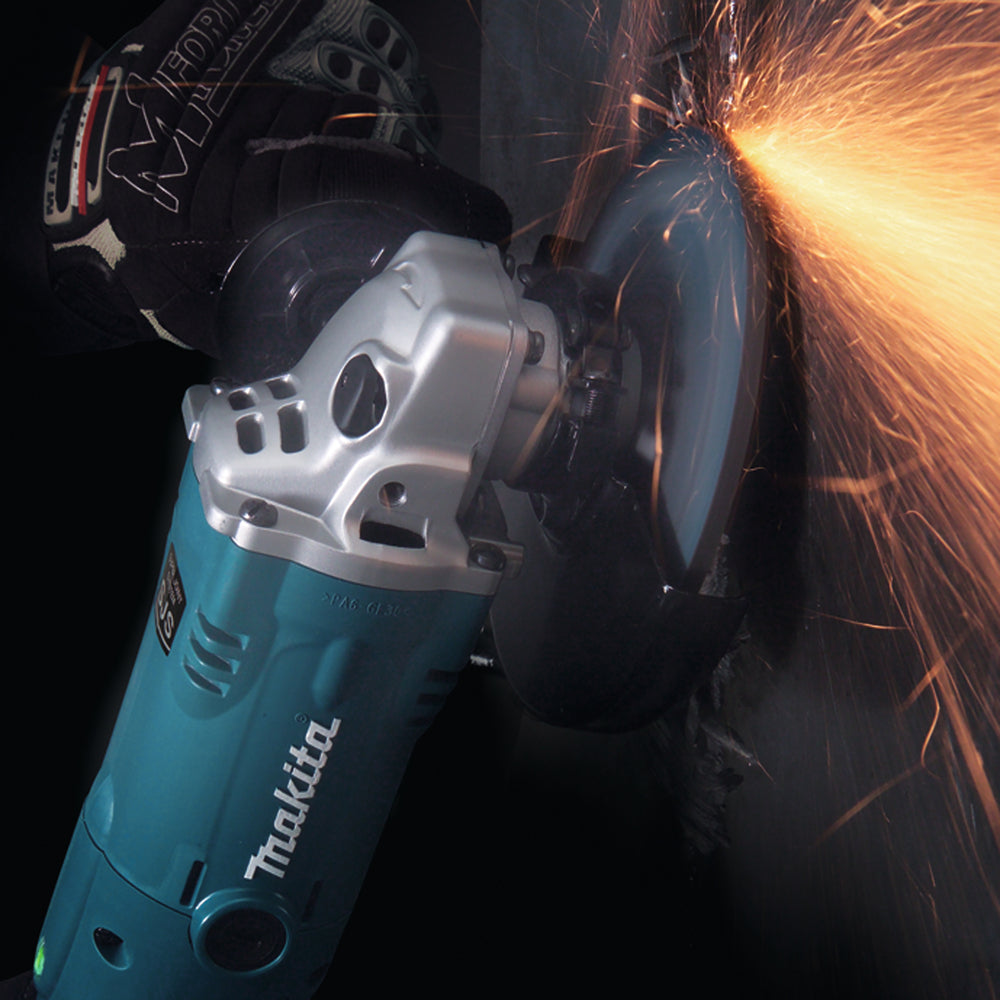 Makita Vinkelslipmaskin 1450 W - GA5021CF01