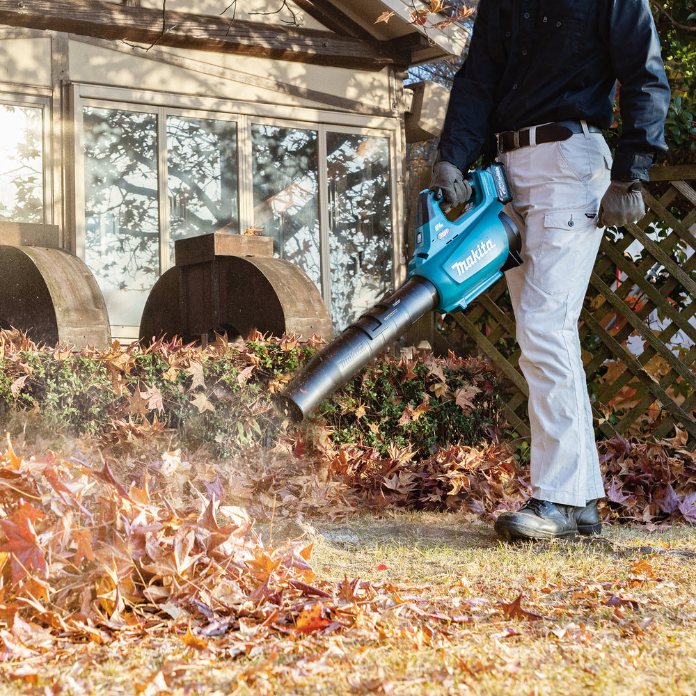 Makita Lövblås XGT - UB001GZ 40V + 4Ah + laddare Oktoberfest