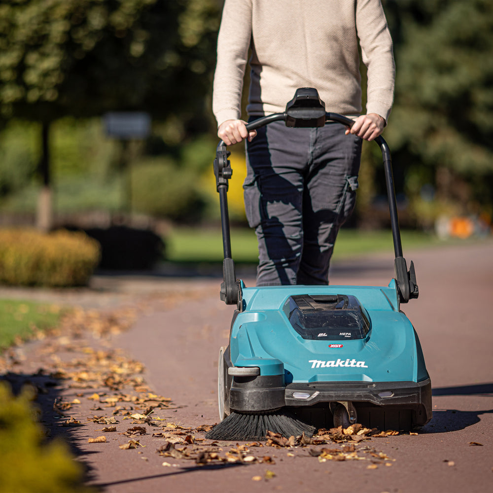 Makita Sopmaskin 24L XGT 40V -  VS001GZ Naken