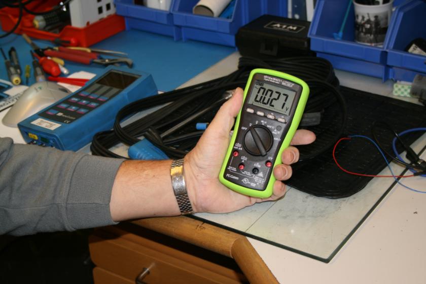 Elma BM 251s - Multimeter med PC-kommunikation