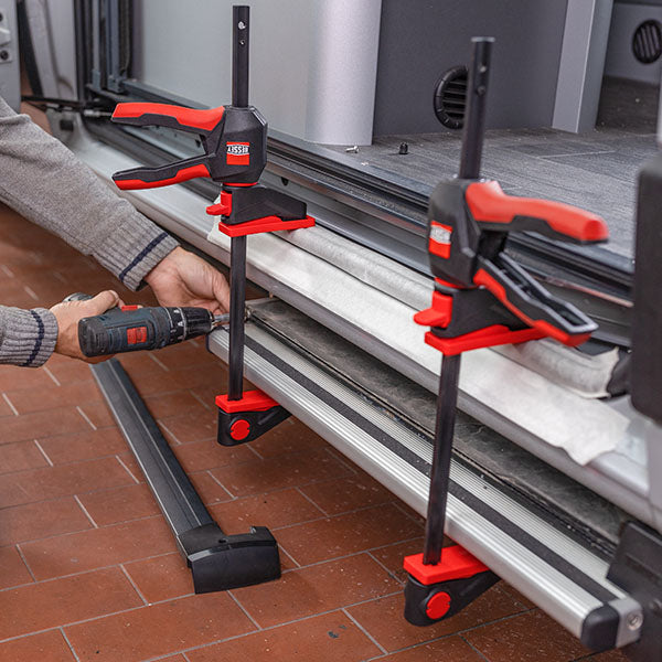 Bessey EZ360 enhandstving med roterande handtag