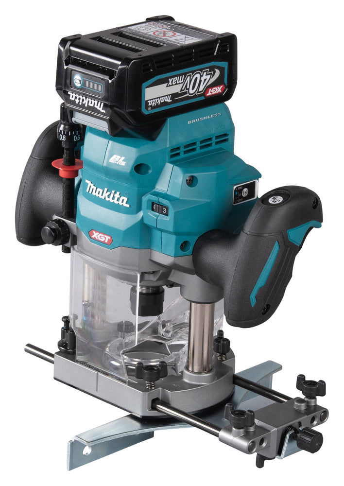 Makita Handöverfräs XGT 40V RP001GZ02