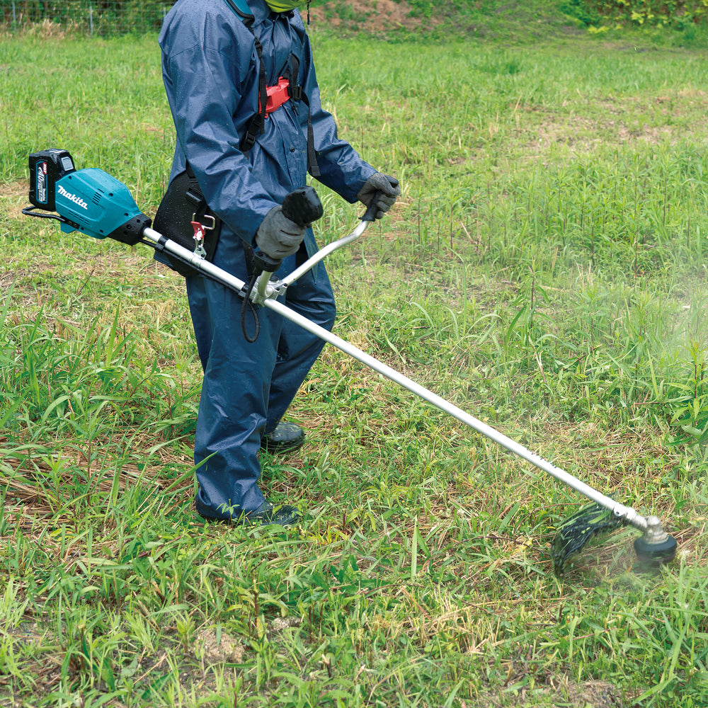 Makita Grästrimmer XGT 40V - UR006GZ02 naken