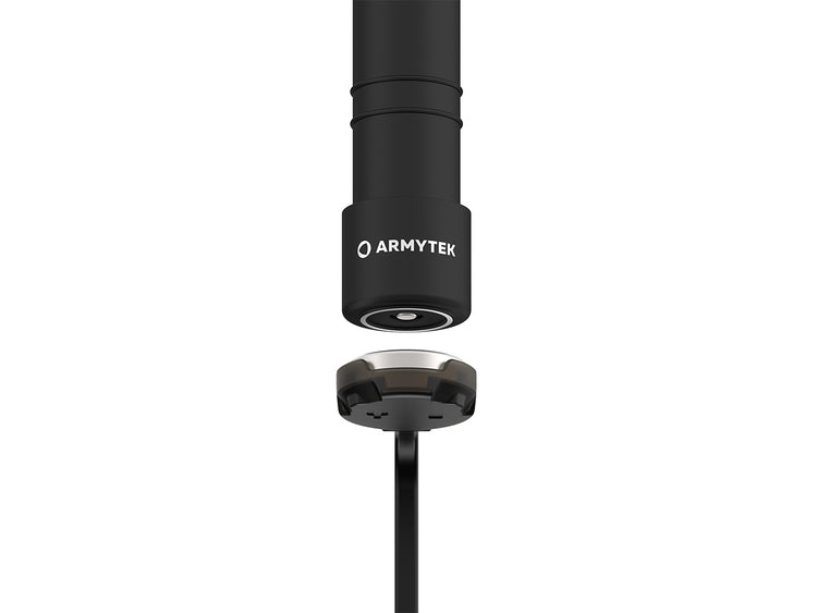 Pannlampa Armytek Wizard C2 Pro Magnet USB laddning 2500 Lumen