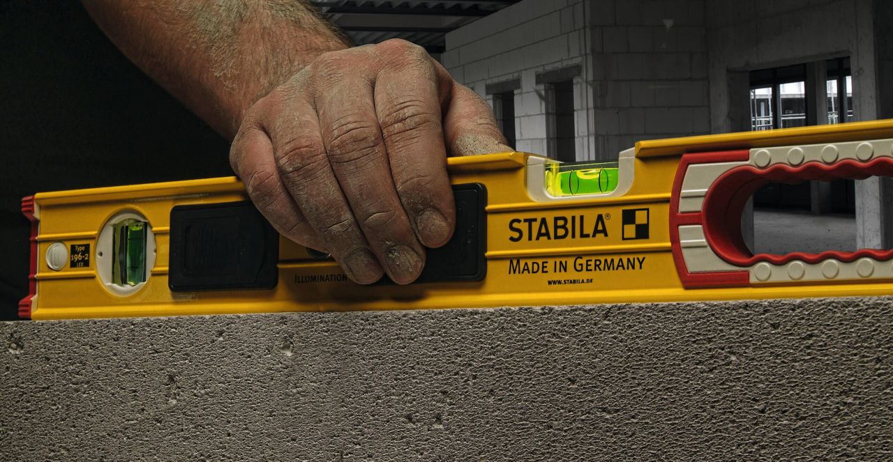 Stabila 196-2 LED med lysande libeller