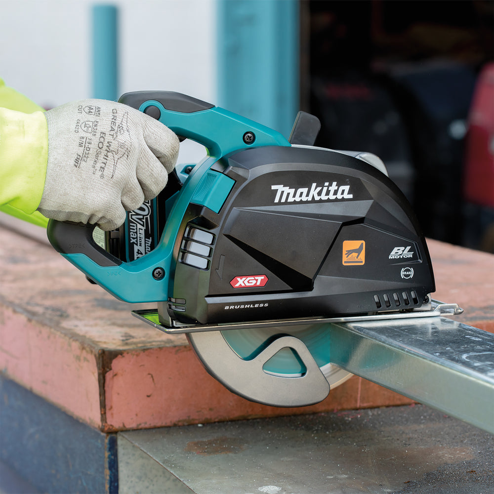 Makita Metallcirkelsåg XGT 40V Naken - CS002GZ