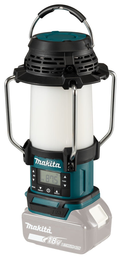 Makita Lykta/Radio 18V DMR055