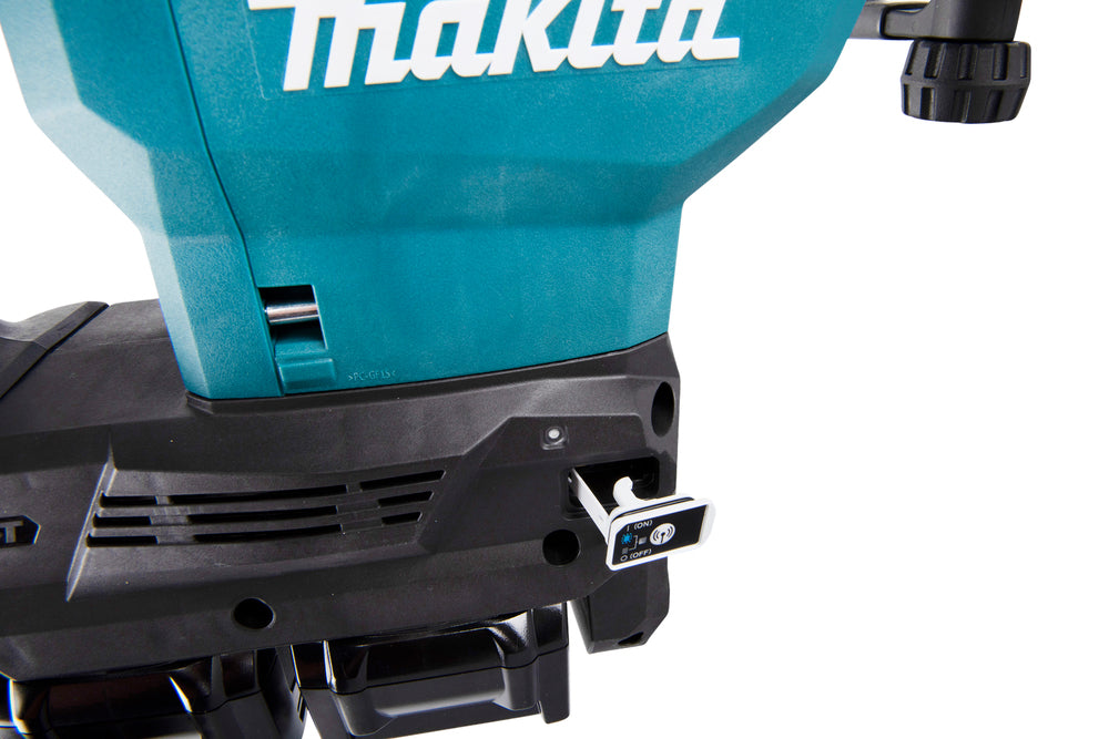 Makita Bilningshammare XGT 2x40V HM002GZ03